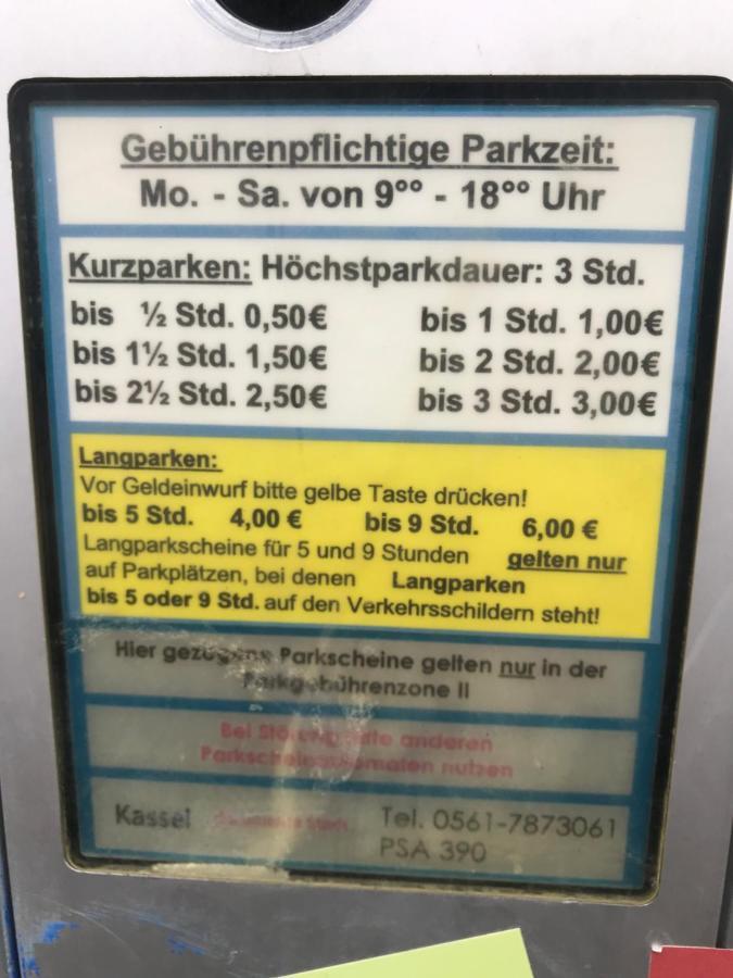 @ Ysenburgstrasse Apartment *